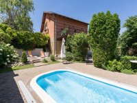 Eladó családi ház, Érden 195 M Ft, 7 szobás