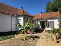 Eladó családi ház