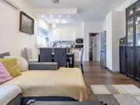 Eladó téglalakás, XII. kerületben 165 M Ft, 4 szobás