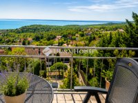 Eladó családi ház, Balatonalmádiban 199 M Ft, 9 szobás