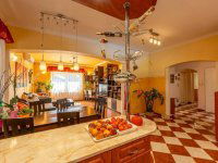 Eladó családi ház, Dunaharasztin 177.9 M Ft, 5 szobás