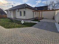 Eladó téglalakás, Lajosmizsén 65.9 M Ft, 3 szobás