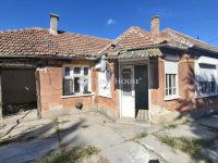 Eladó családi ház, Tápiószelén 11 M Ft, 3 szobás