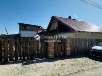 Eladó családi ház, Esztergomban 38.7 M Ft, 2 szobás